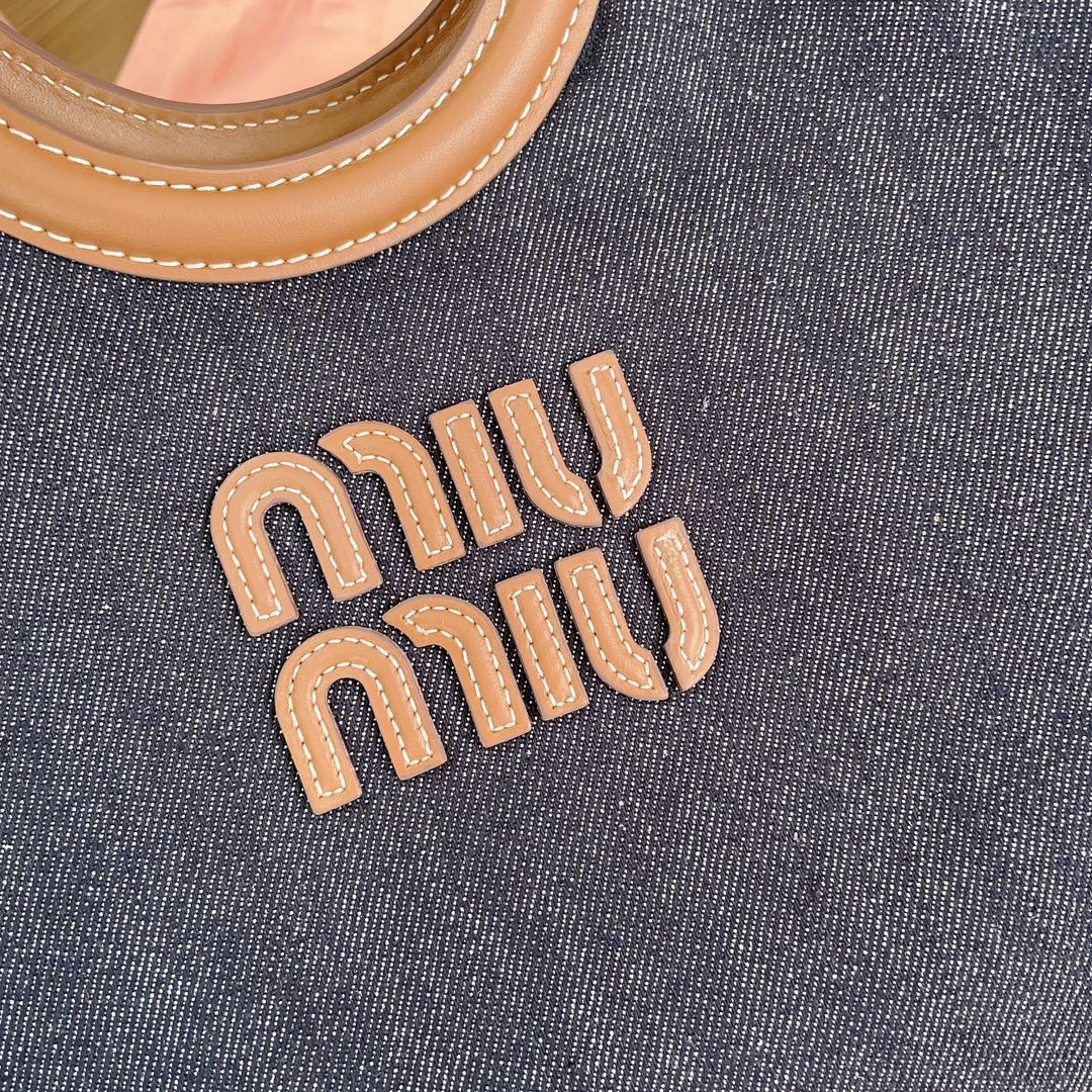 MiuMiu Tote-28X 26X12.5CM