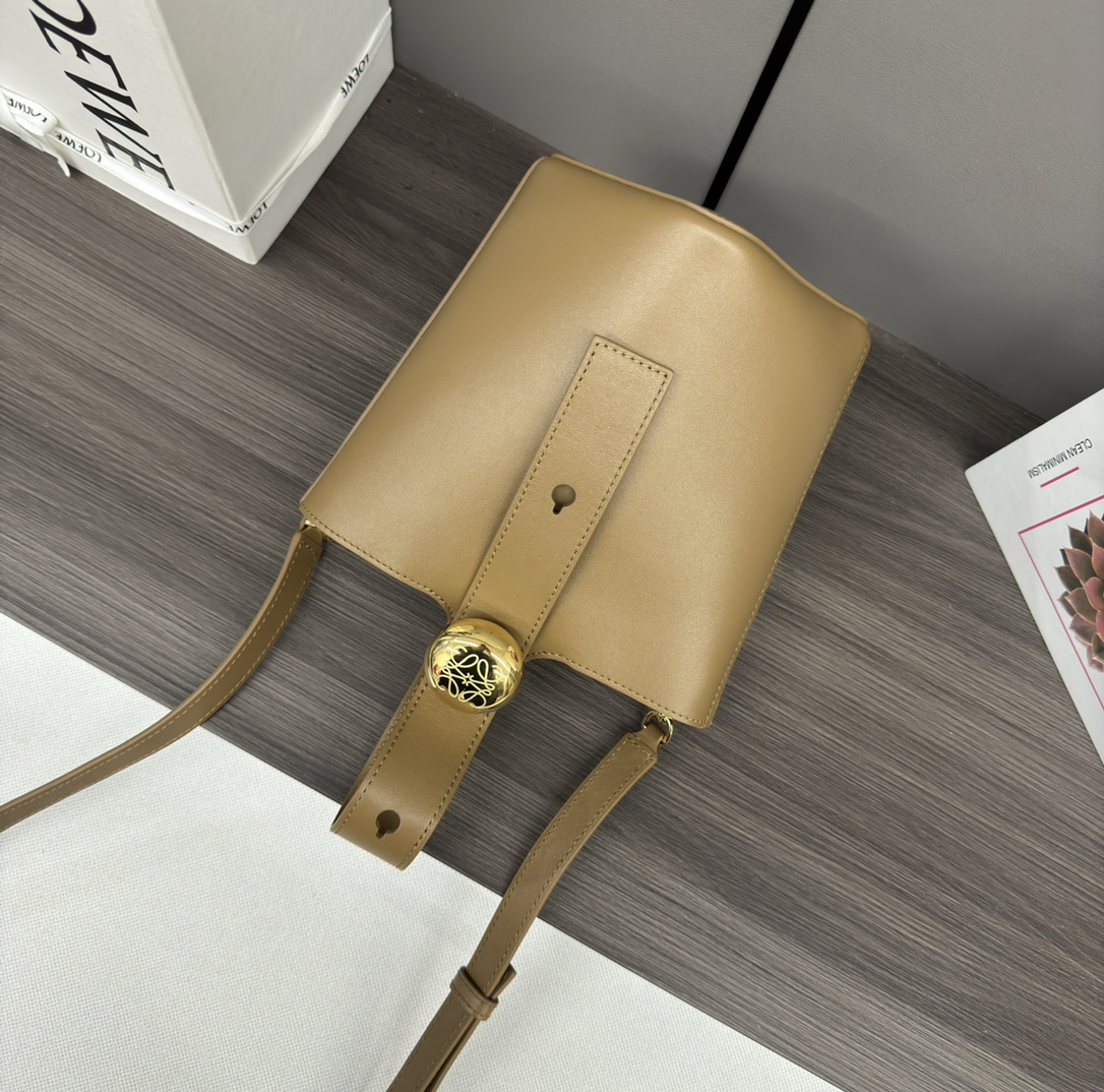 Loewe Mini Pebble Bucket Bag-16*16*19.5CM
