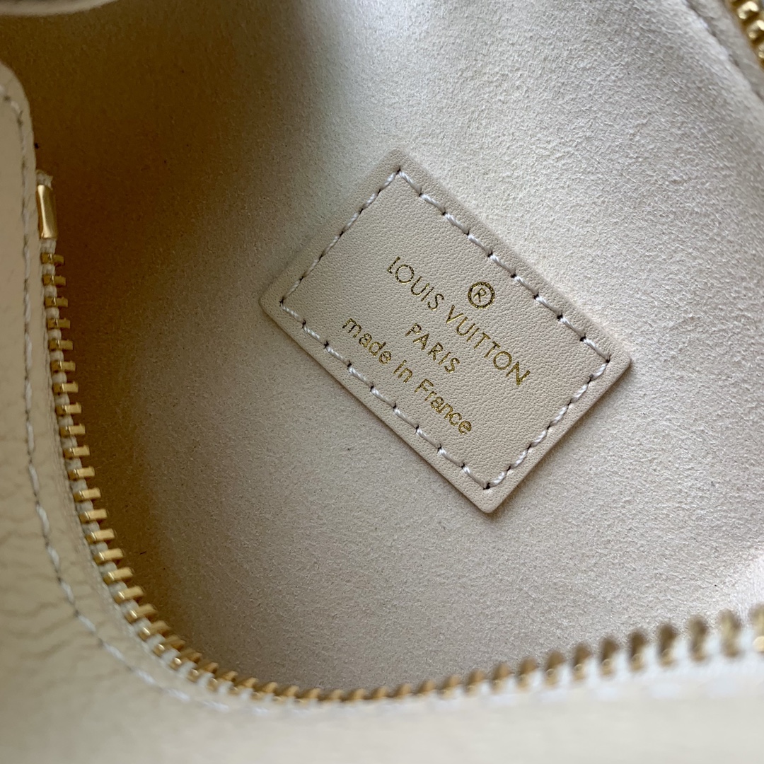 l**is V*t*n side trunk -m46815-18×12.5×8cm