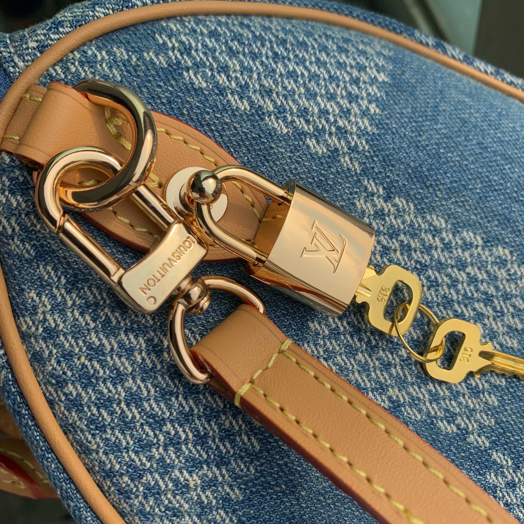 l**is V*t*n speedy bandoulière 25-25x 19 x 15cm