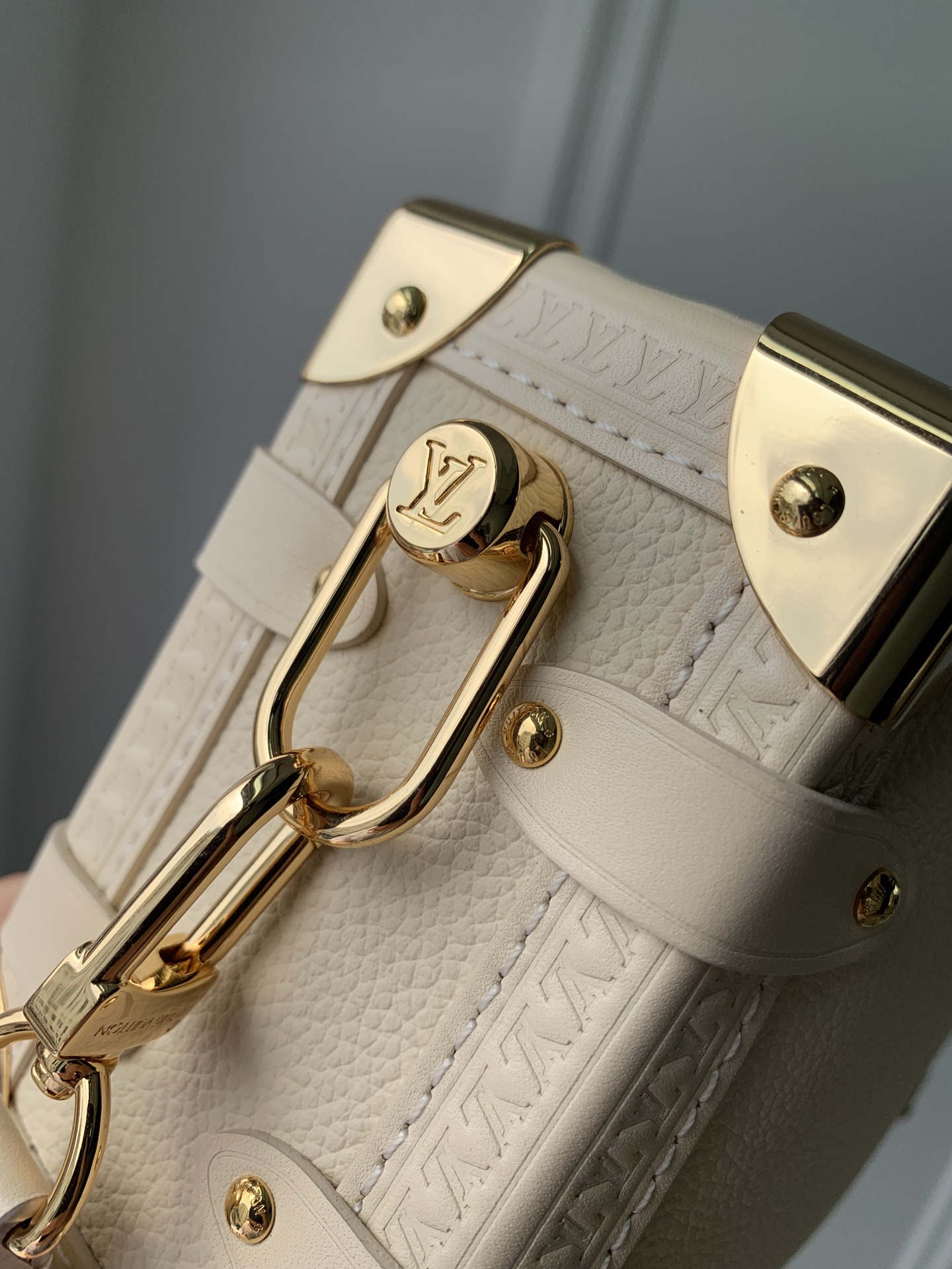 l**is V*t*n side trunk pm- m22944-21 x 14 x 6cm