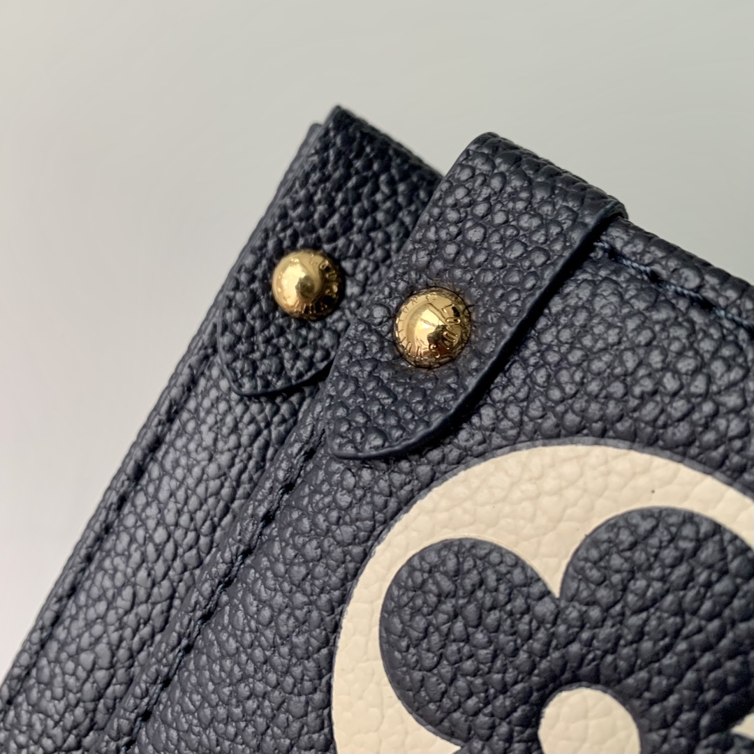 l**is V*t*n small onthego handbag-35*28*15cm