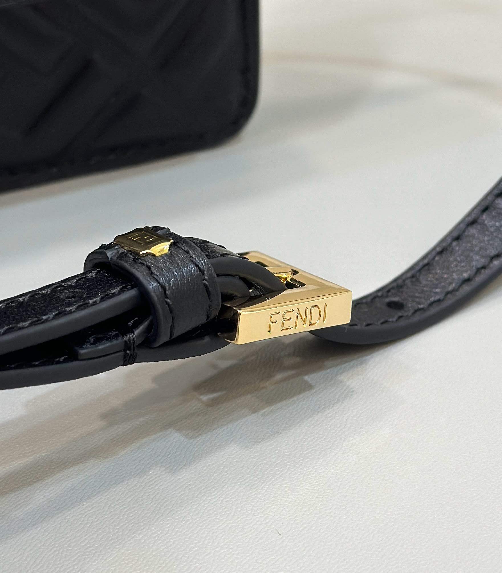 F**di baguette bag-21/5/11.5cm