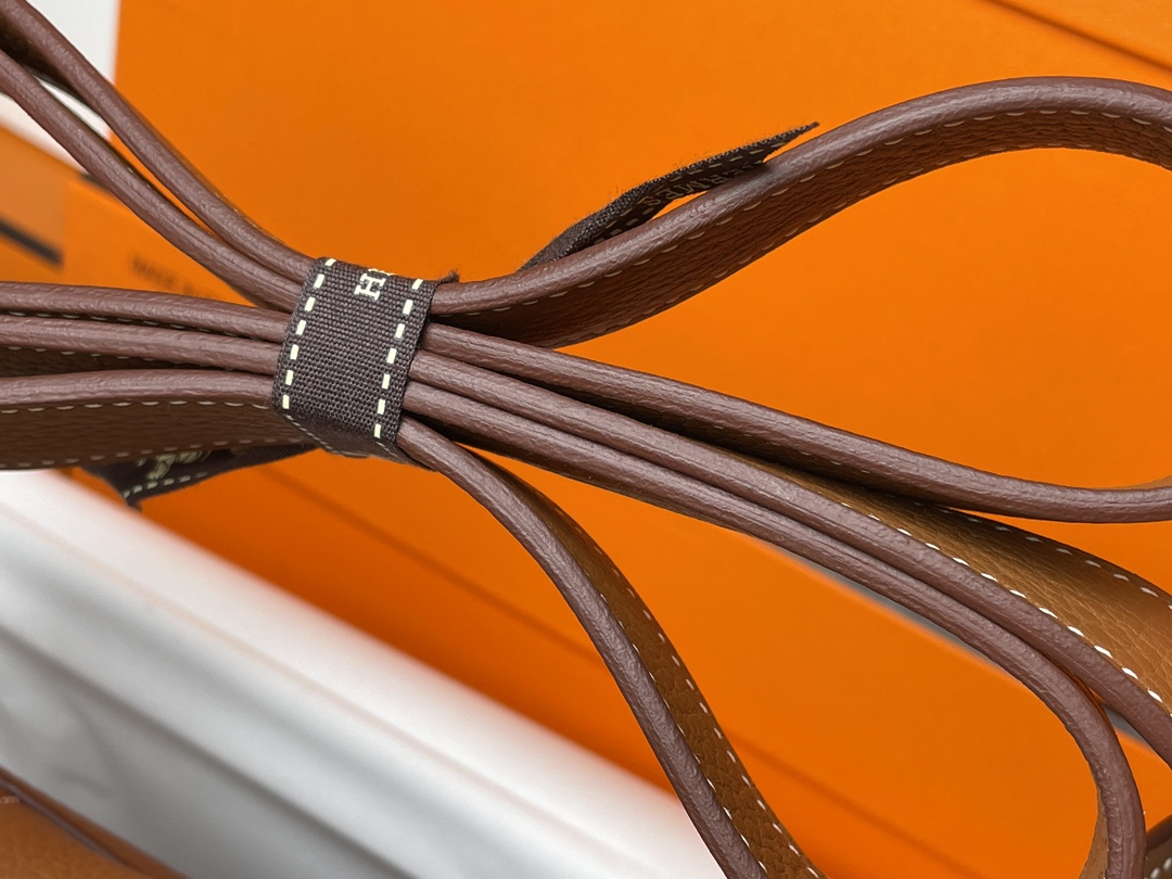 H**mes lindy 19-tc leather-19cm