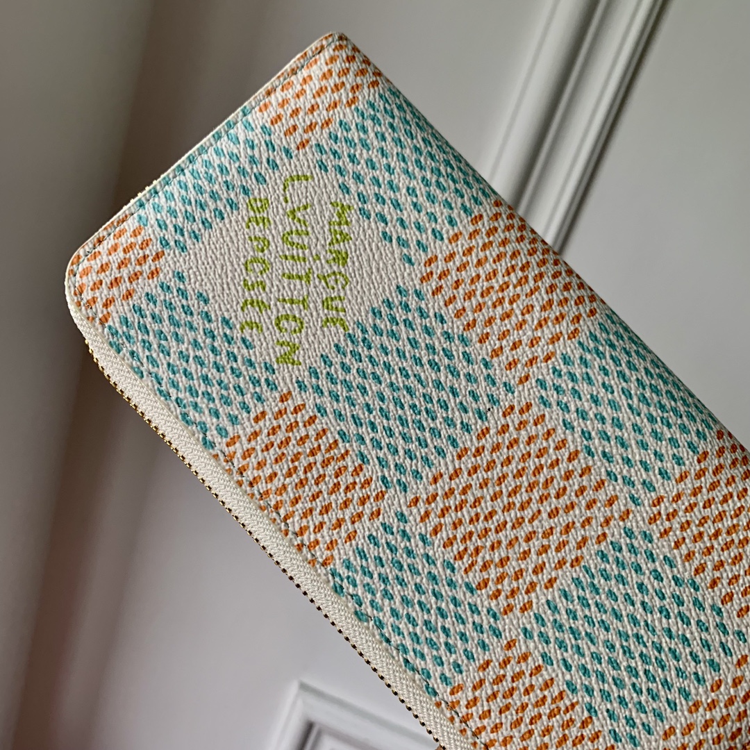 l**is V*t*n zippy wallet n40675-10 x 20 x 2cm