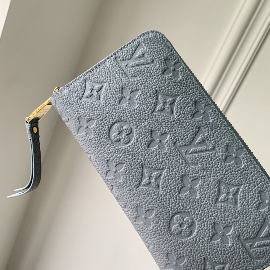 l**is V*t*n zippy wallet n40675-19.5x10cm