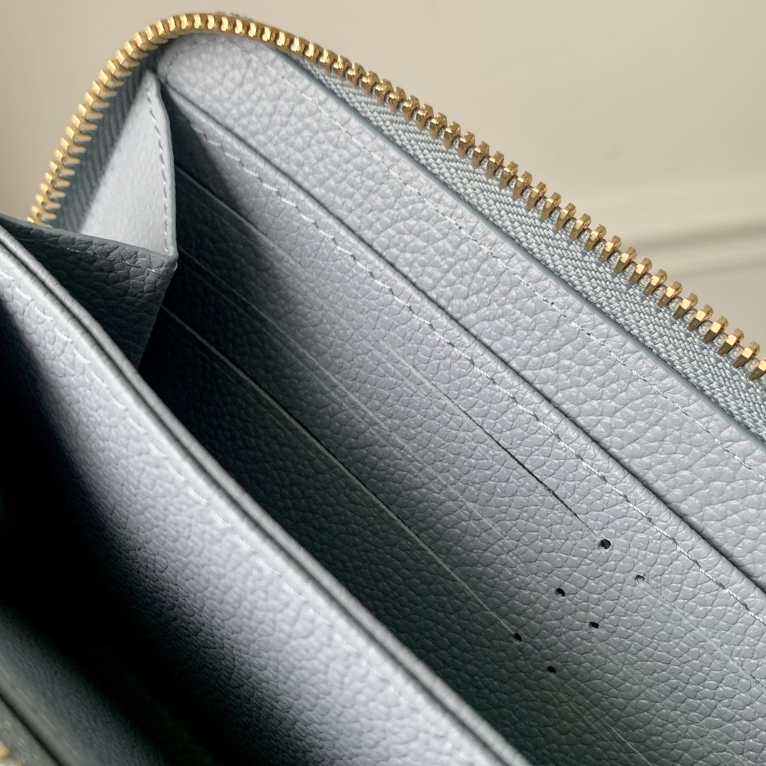 l**is V*t*n zippy wallet n40675-19.5x10cm