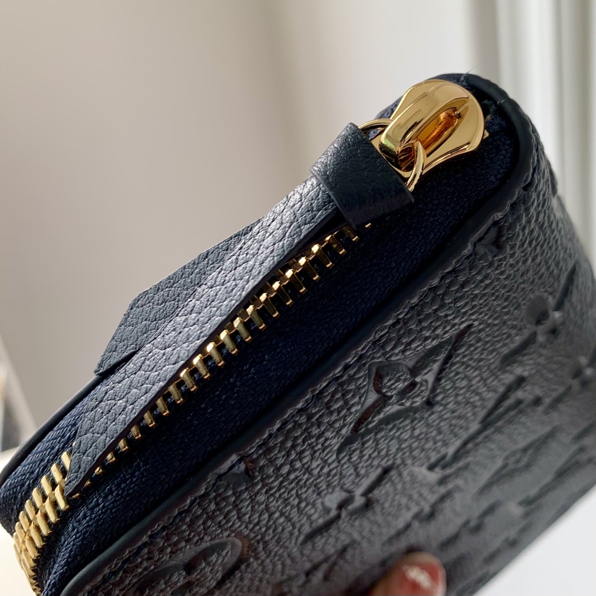 l**is V*t*n clémence wallet m83594-20×9×2cm