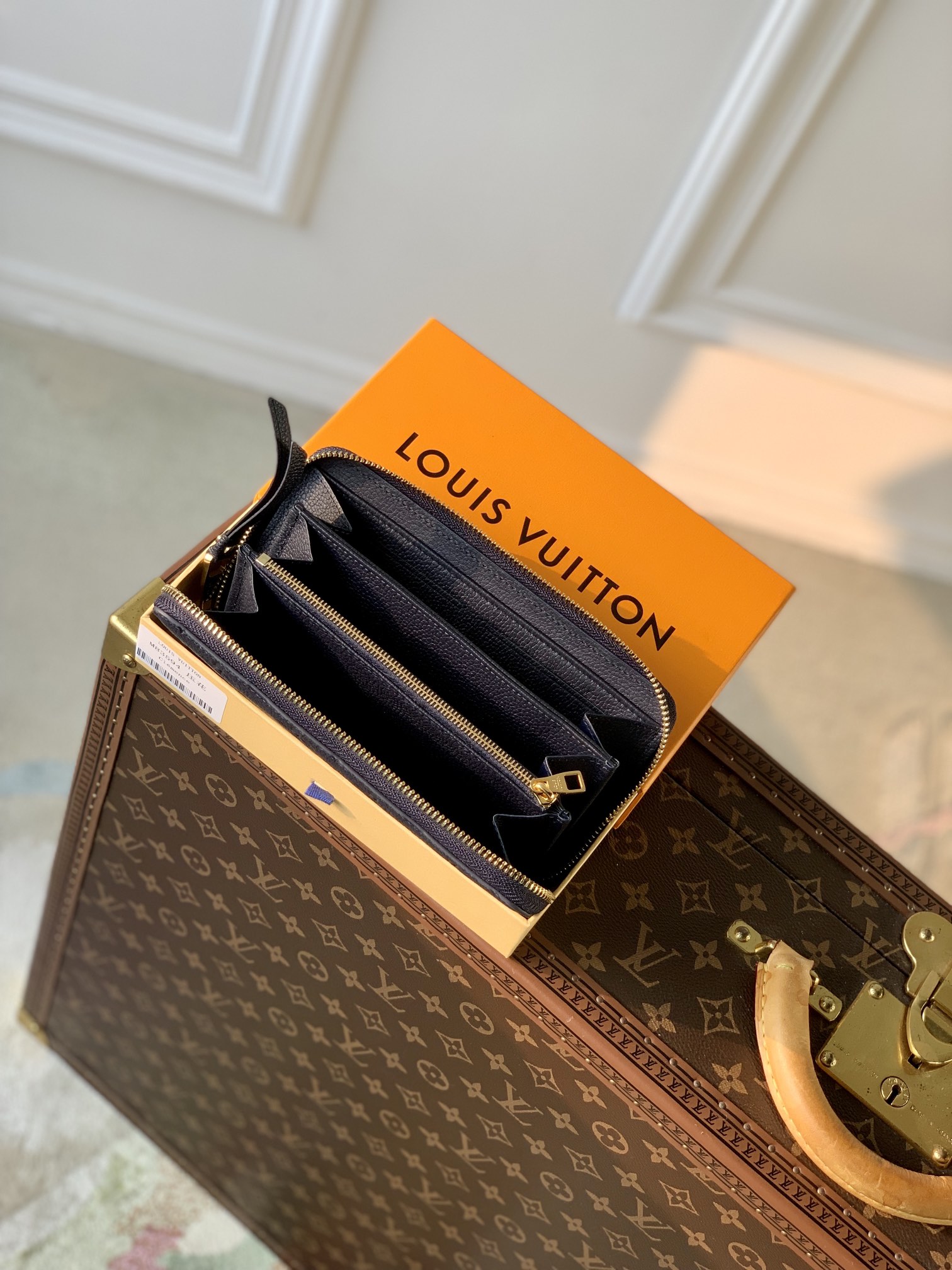 l**is V*t*n zippy wallet n40675-10 x 20 x 2cm