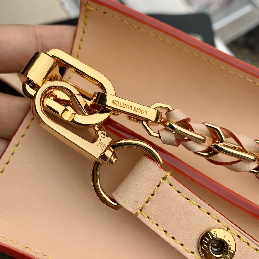 l**is V*t*n mini dauphine bag-20*15*9cm