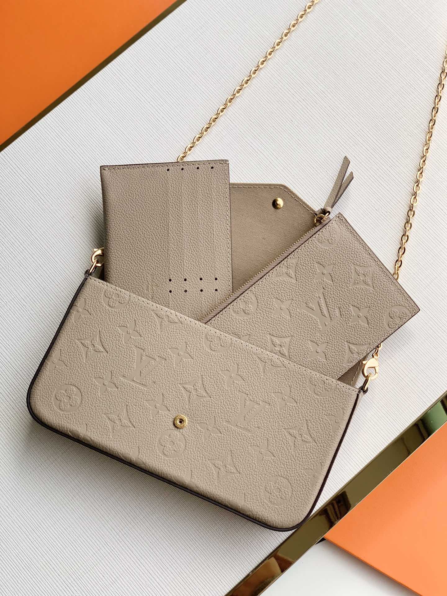 l**is V*t*n m83589 pochette félicie wallet -21*12*3cm