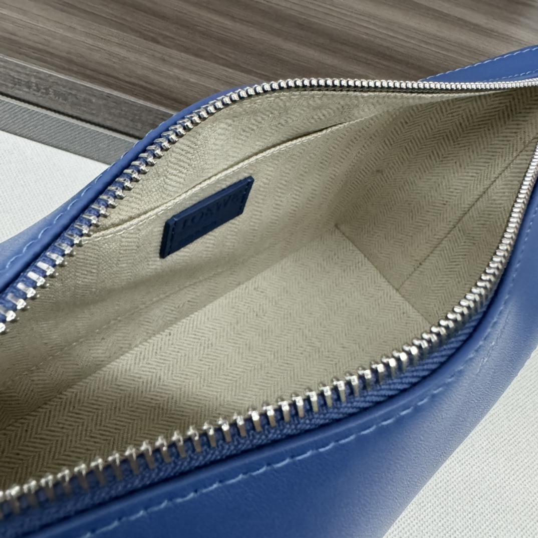 Loewe Pouch-22.7*12*15.5CM