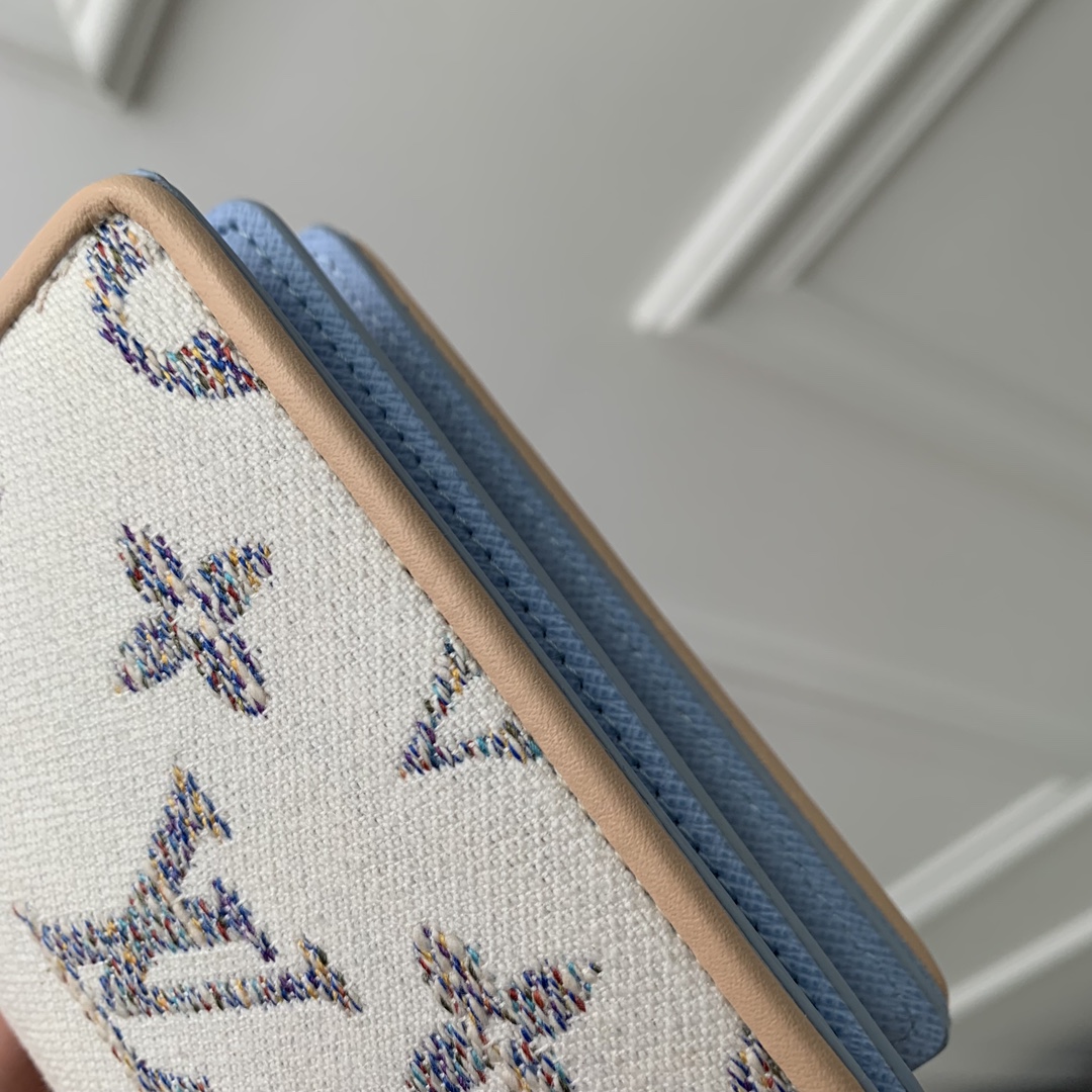 l**is V*t*n zippy coin perth m83500