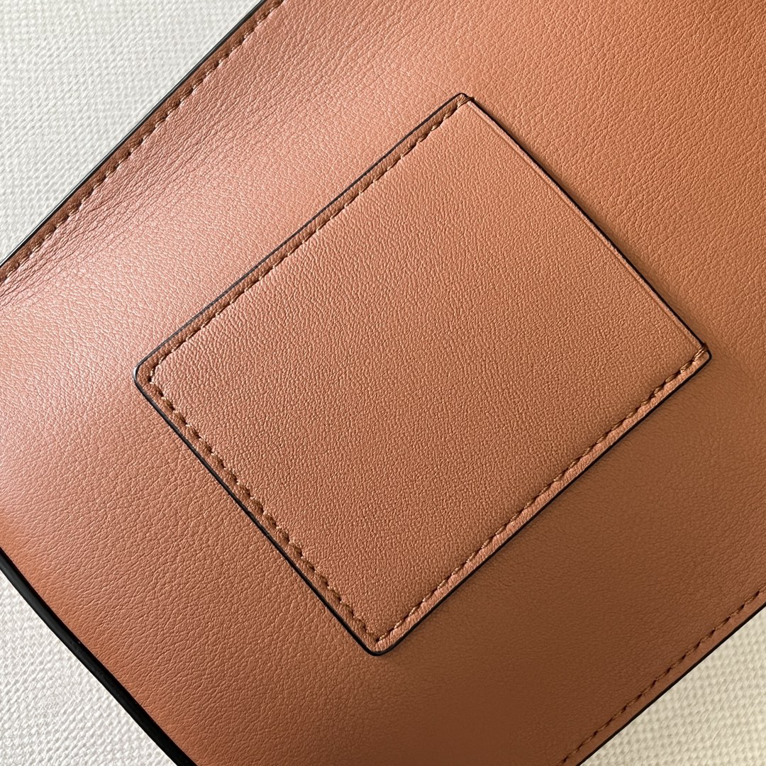Loewe Dice Pocket-21*15*5CM