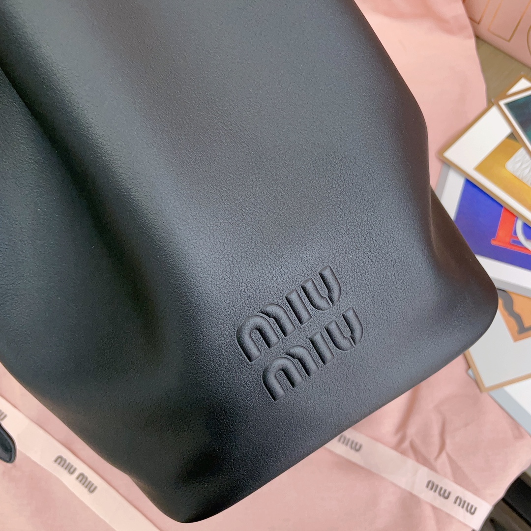 MiuMiu Bucket-23X 29X17CM