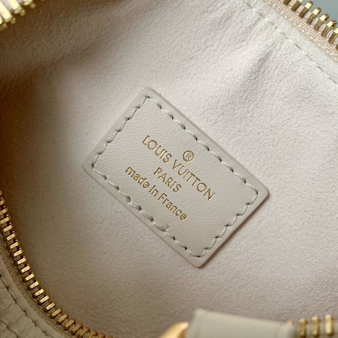 l**is V*t*n nano speedy-16cm