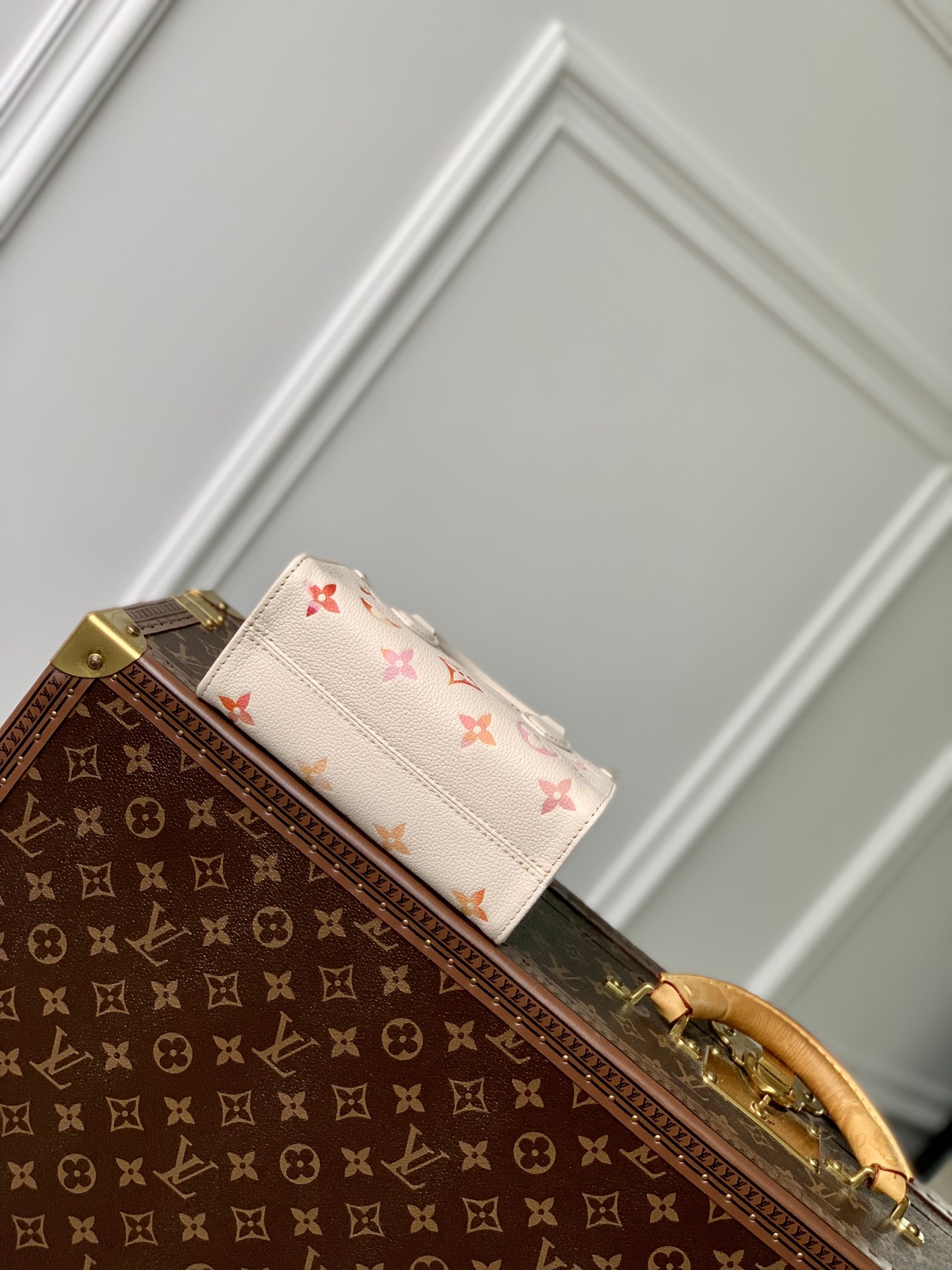 l**is V*t*n onthego bb handbag-18*15*8.5cm