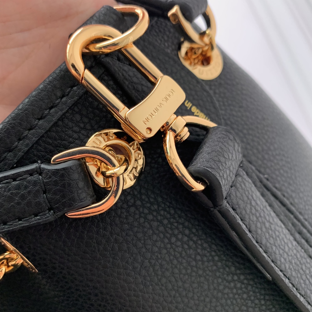 l**is V*t*n summer bundle handbag-28.0 x 20.0 x 11.5cm