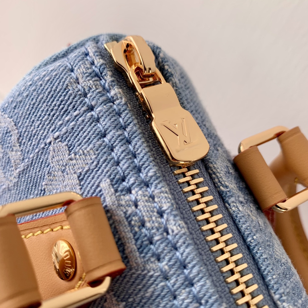 l**is V*t*n nano speedy-16cm