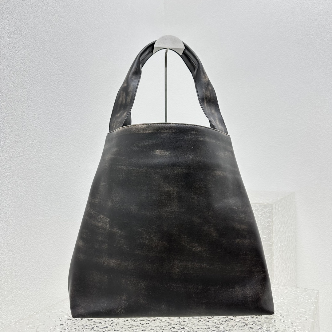 MiuMiu 2024SS Hobo Tote-38.5*11*39CM