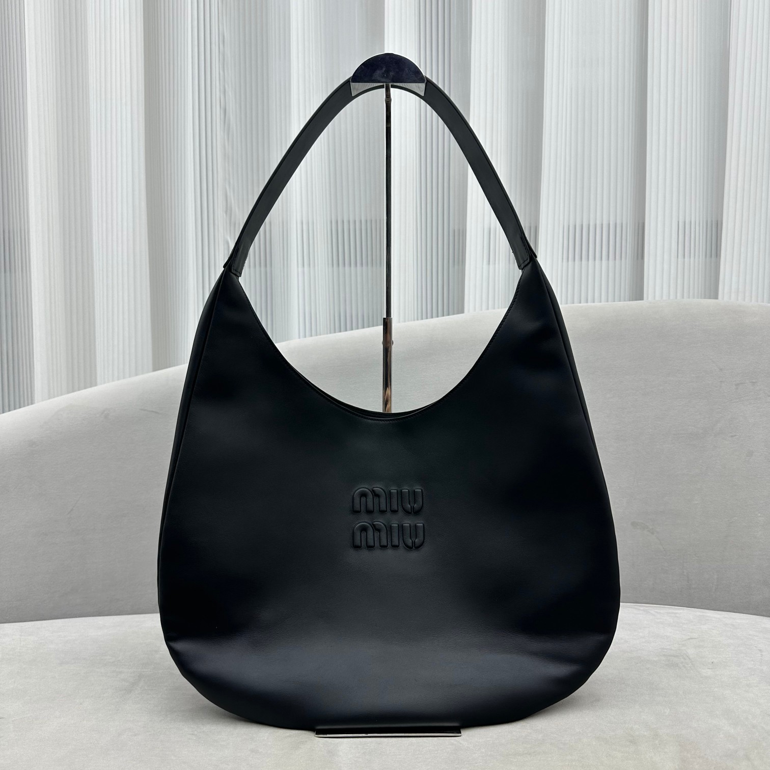 MiuMiu 2024SS Hobo Tote-42.5*30CM