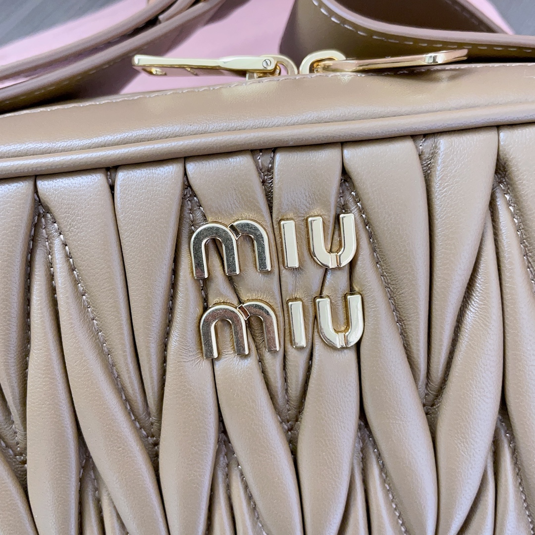 MiuMiu Matelassé Leather Shoulder 5BC158 Bag-24*11.5*7CM