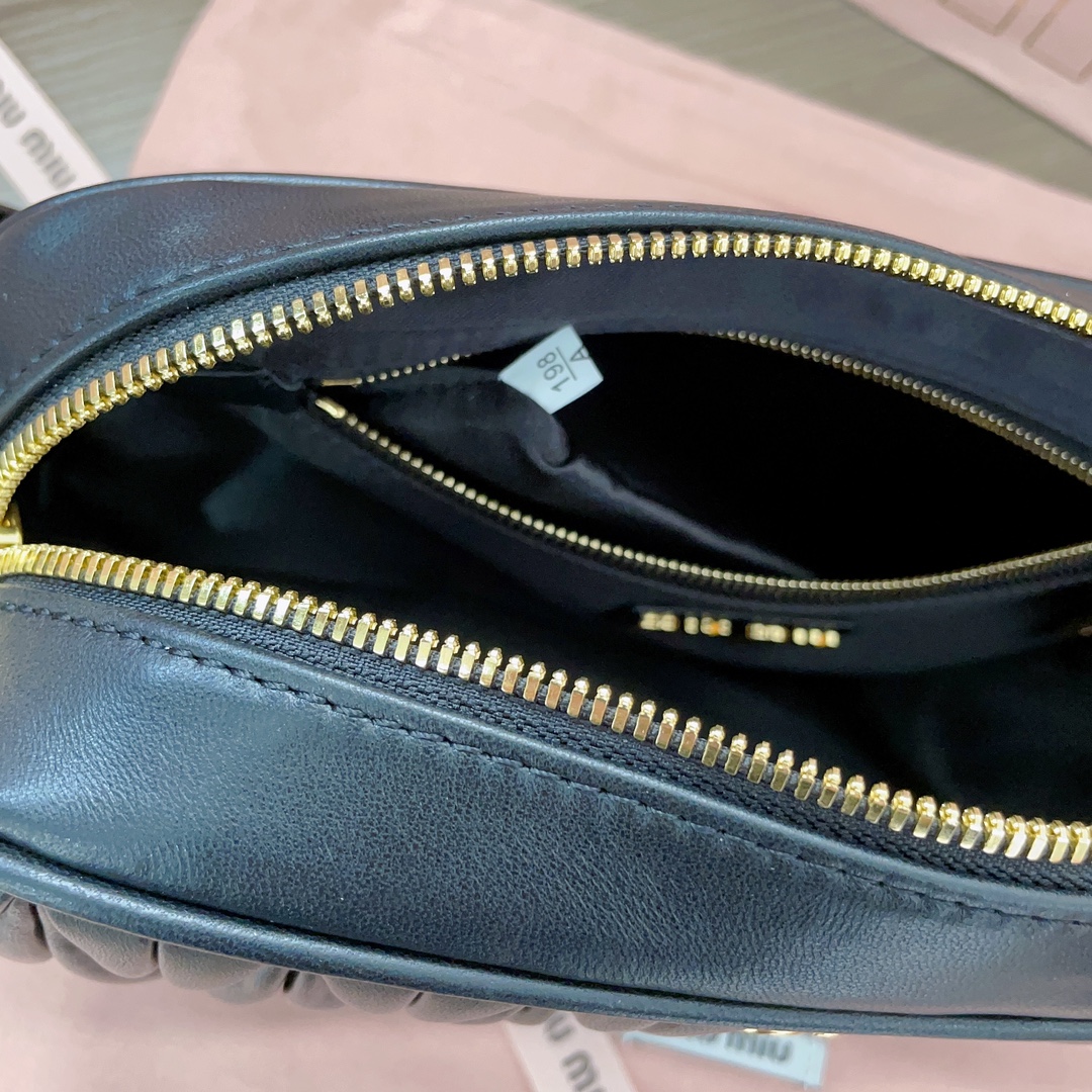 MiuMiu Matelassé Leather Shoulder 5BC158 Bag-24*11.5*7CM