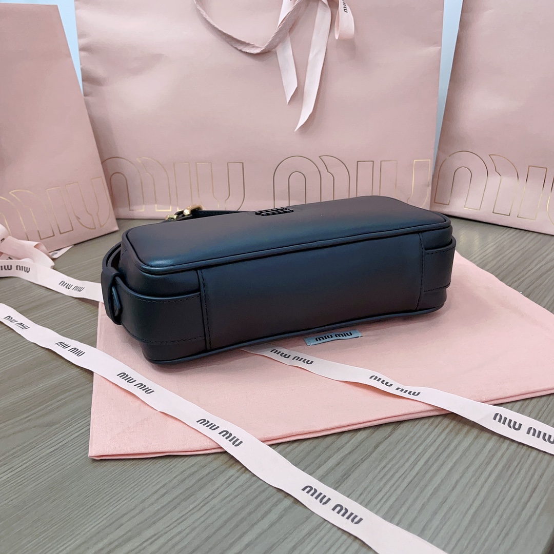 MiuMiu Leather Shoulder 5BC158 Bag-24*11.5*7CM