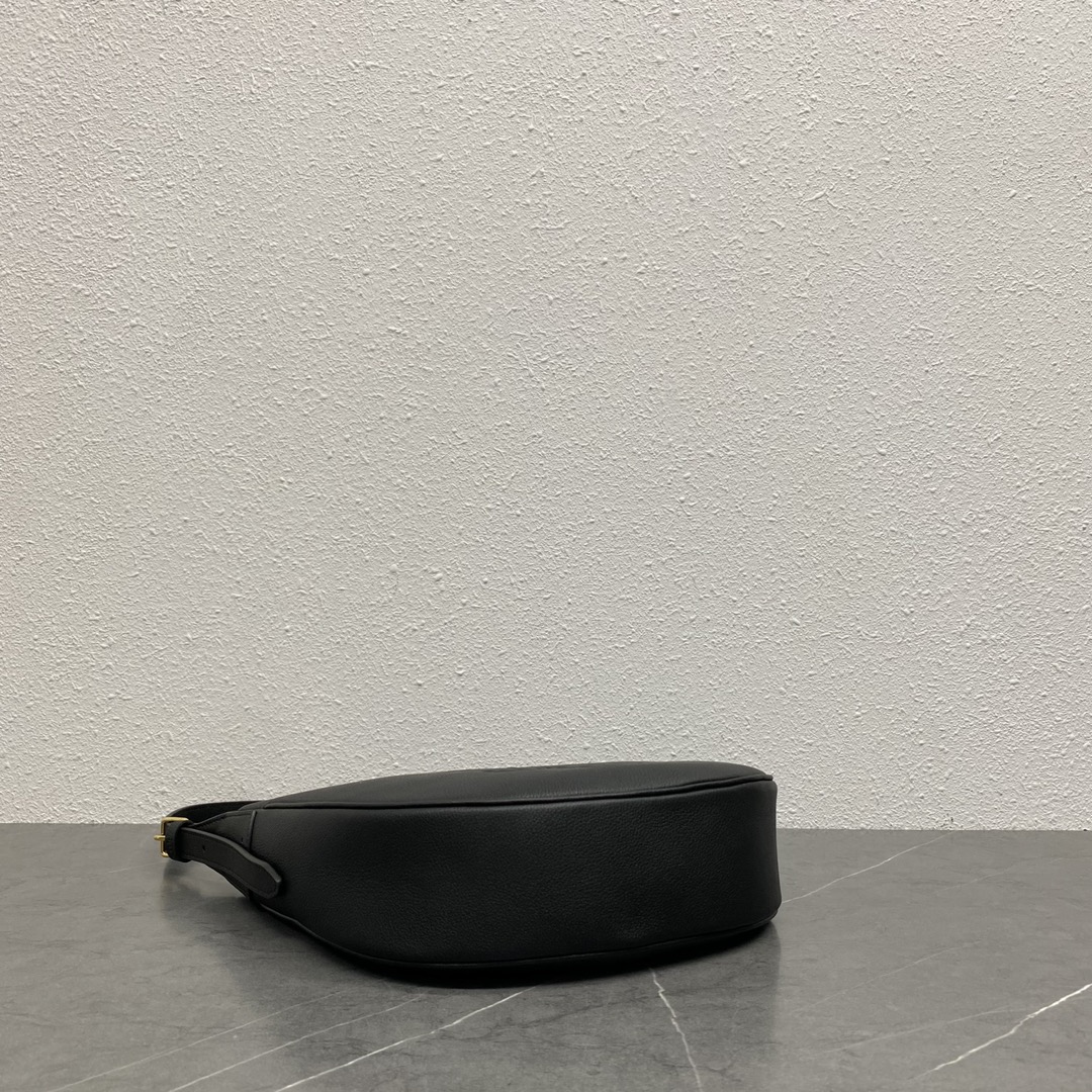 Ce**e heloise hobo tote-23x17x21cm