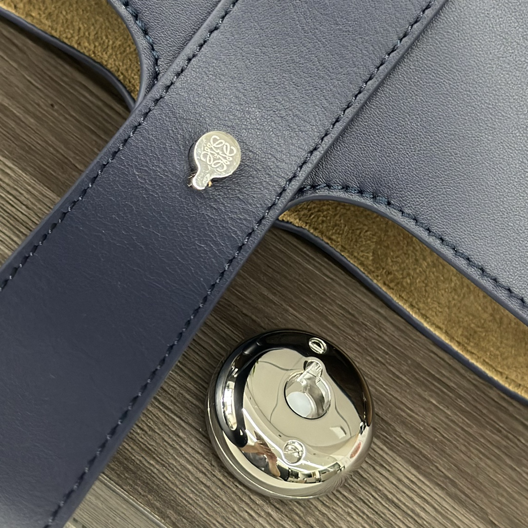 Loewe Mini Pebble Bucket Bag-16*16*19.5CM