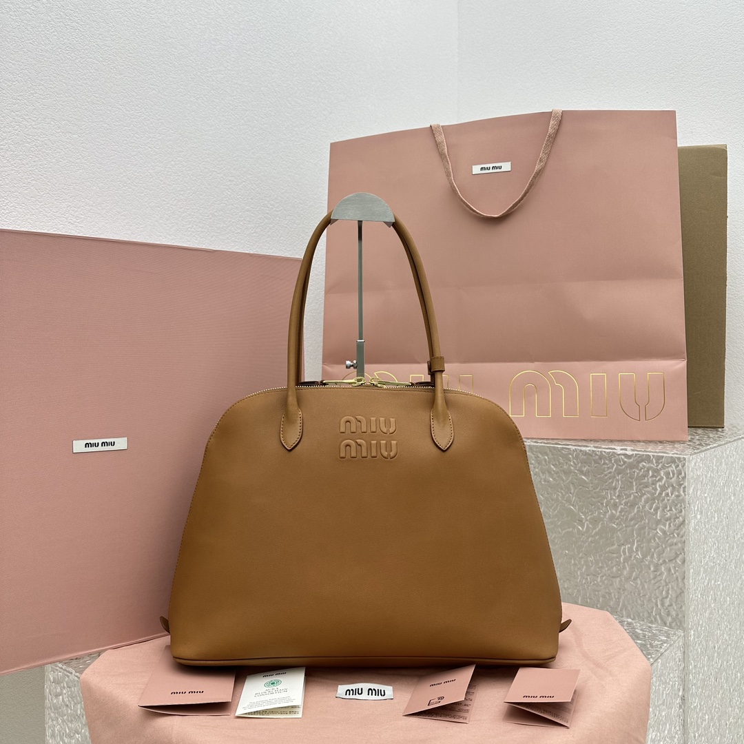 MiuMiu Casual Style Plain Leather Elegant Style Bridal Logo-39*17*28CM