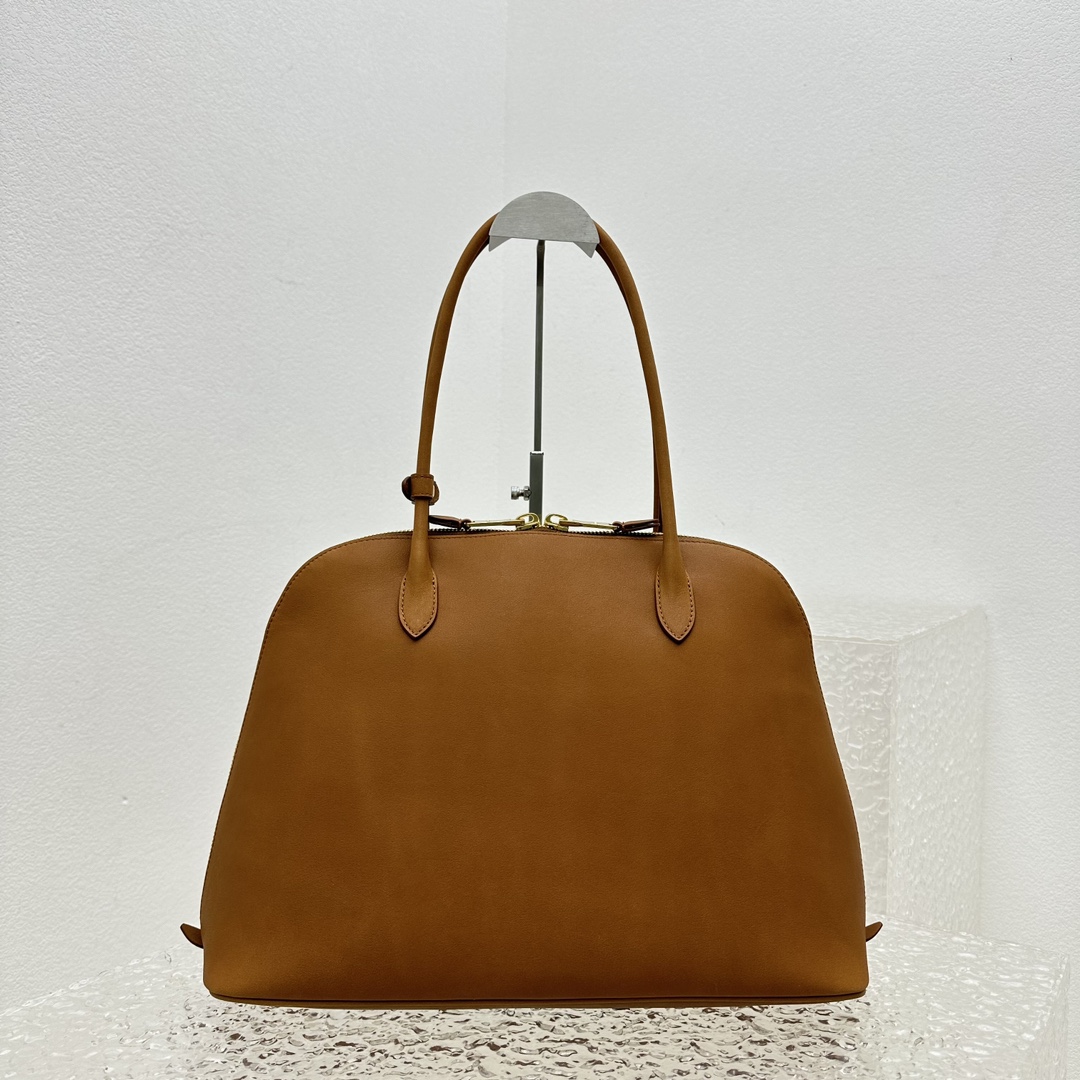 MiuMiu Casual Style Plain Leather Elegant Style Bridal Logo-39*17*28CM