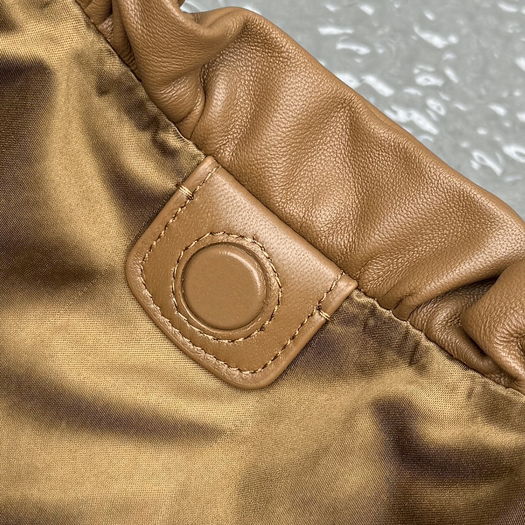 MiuMiu Wrinkle Dumpling Bag-38*19*7CM