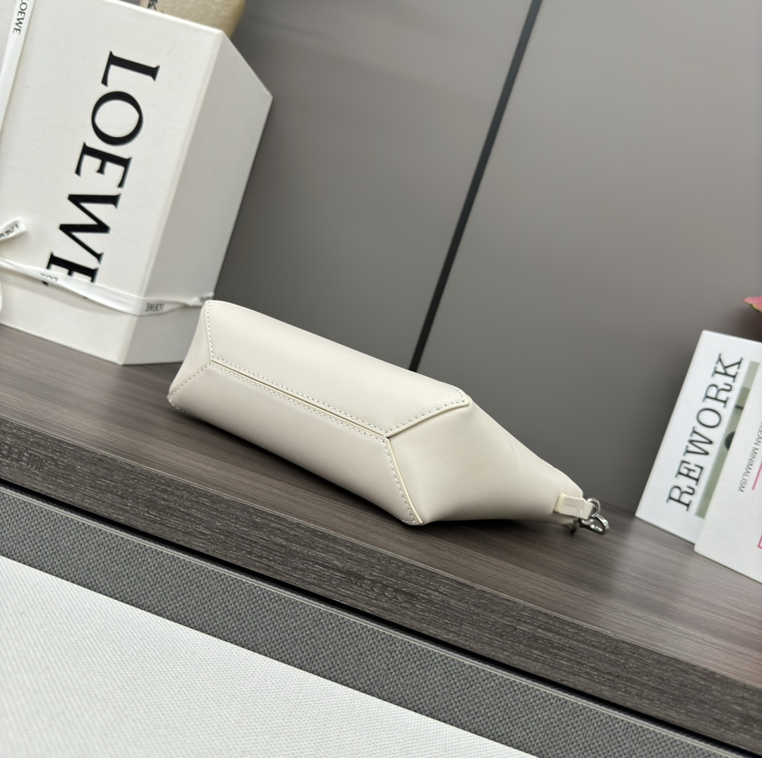 Loewe Puzzle Fold Pouch-23*6.5*15.5CM