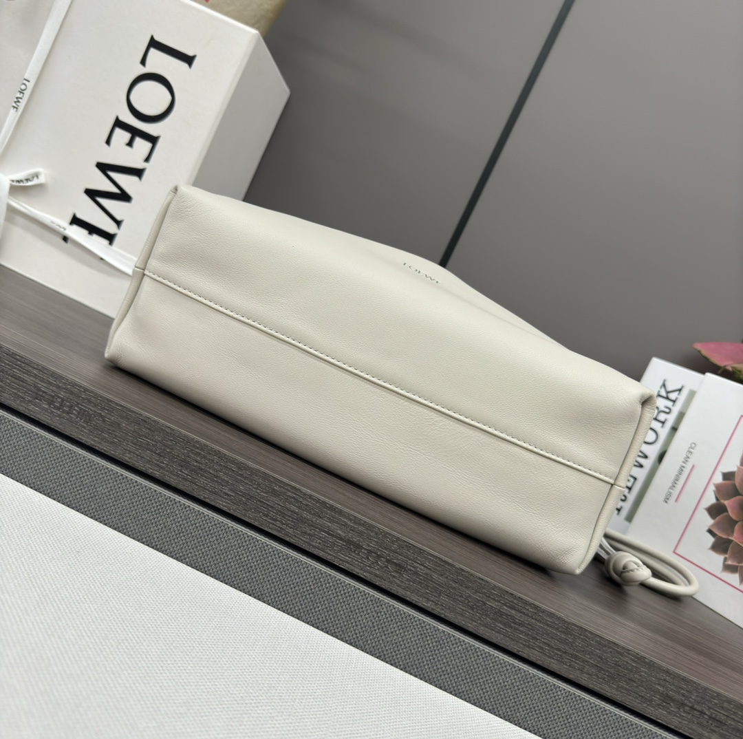 Loewe Flamenco Purse-30*10.5*20CM