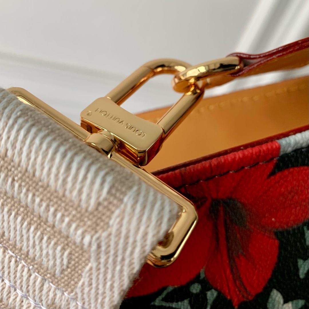 l**is V*t*n gaston shoulder bag-22*14.5*4.5cm