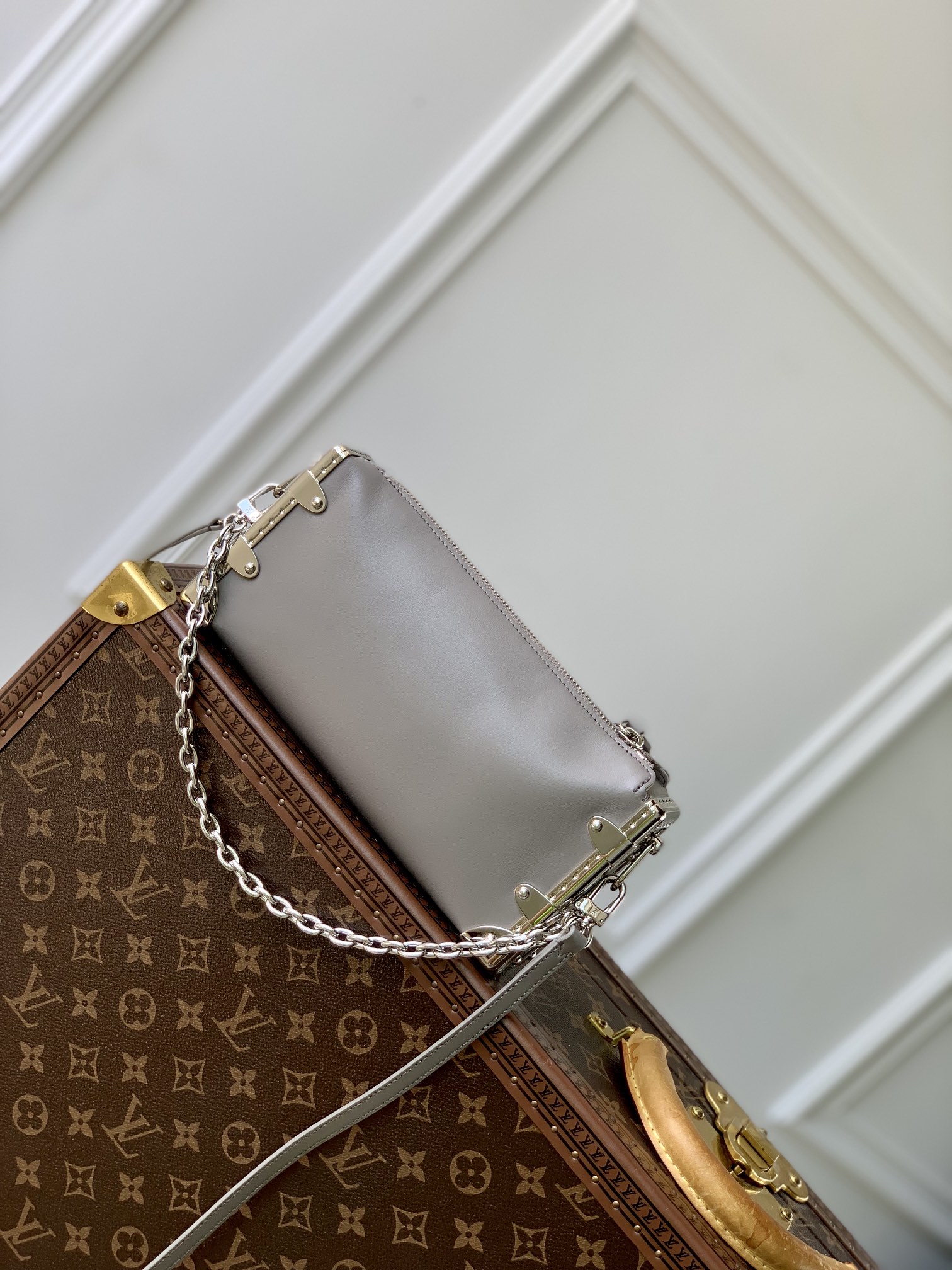 l**is V*t*n slim trunk--m25445-23 x 12 x 4cm