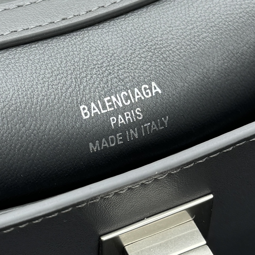 Balenciag Rodeo Handbags-23*10*8CM
