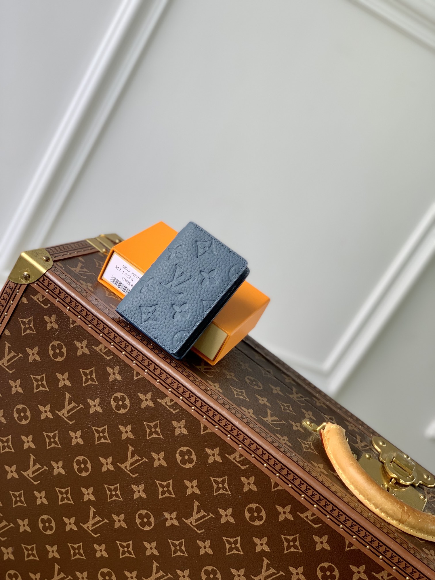 l**is V*t*n wallet-m11524-7.5 x 11.1 x 1cm