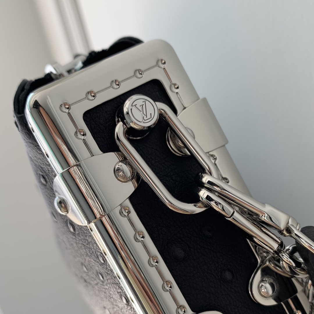 l**is V*t*n slim trunk--m25445-23 x 12 x 4cm