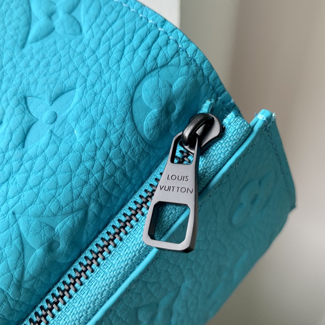 l**is V*t*n wallet-m11524-11 x 8.5 x 2cm