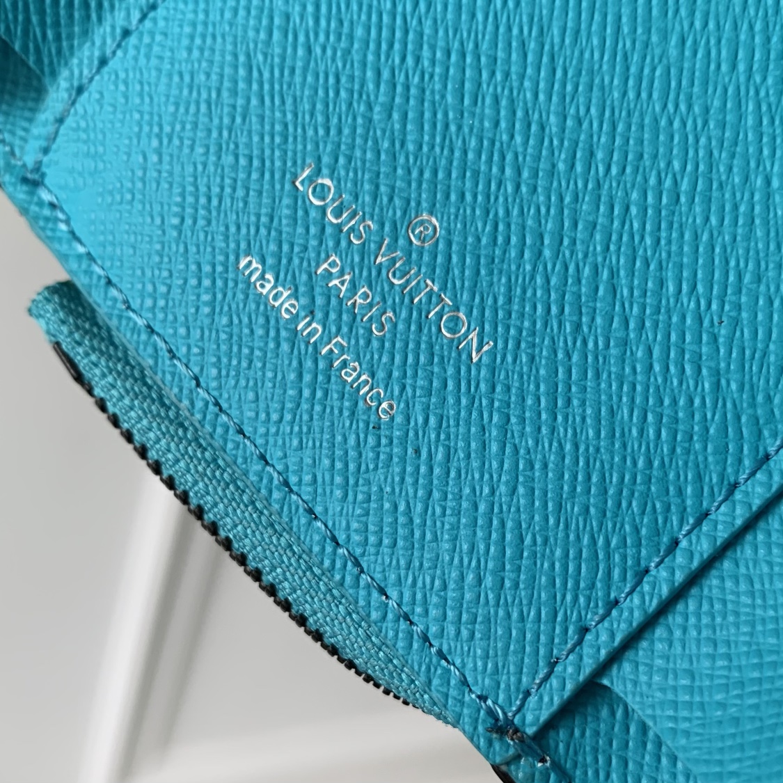 l**is V*t*n wallet-m11524-11 x 8.5 x 2cm