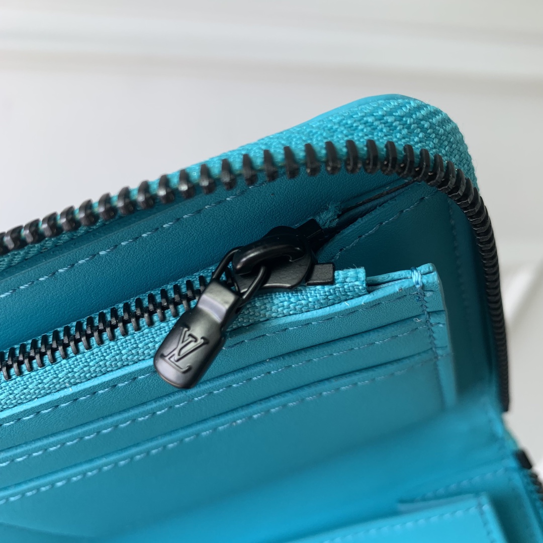 l**is V*t*n zippy wallet- m1152-10*20*2cm