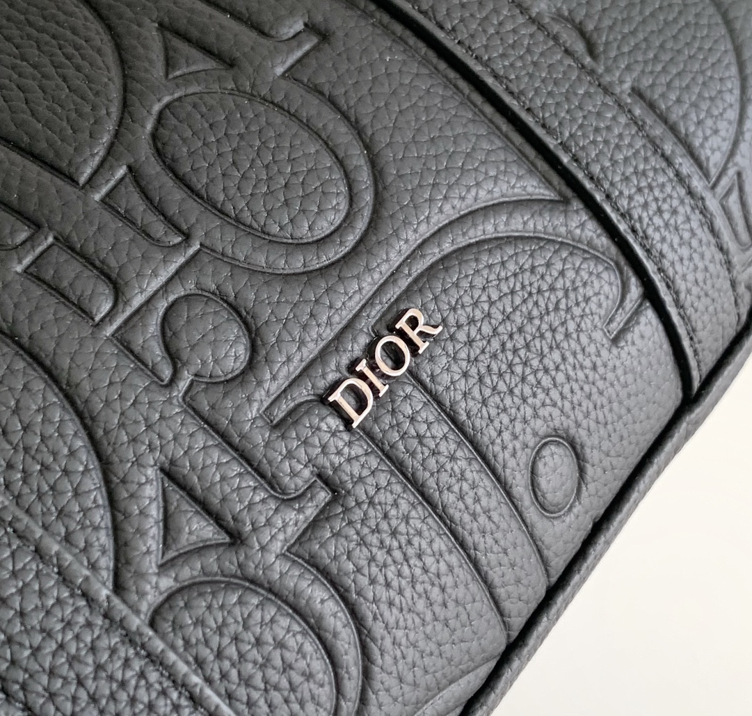 D*or weekender 25 handbags-31 x 18 x 12cm