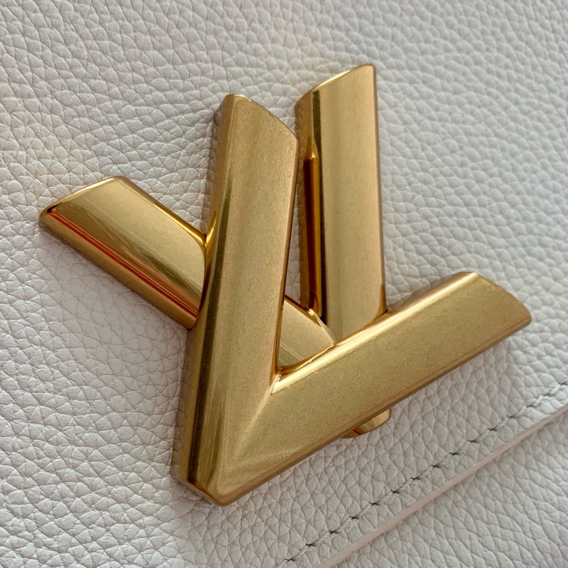 l**is V*t*n soft twist bag-m24639-27*19*9cm