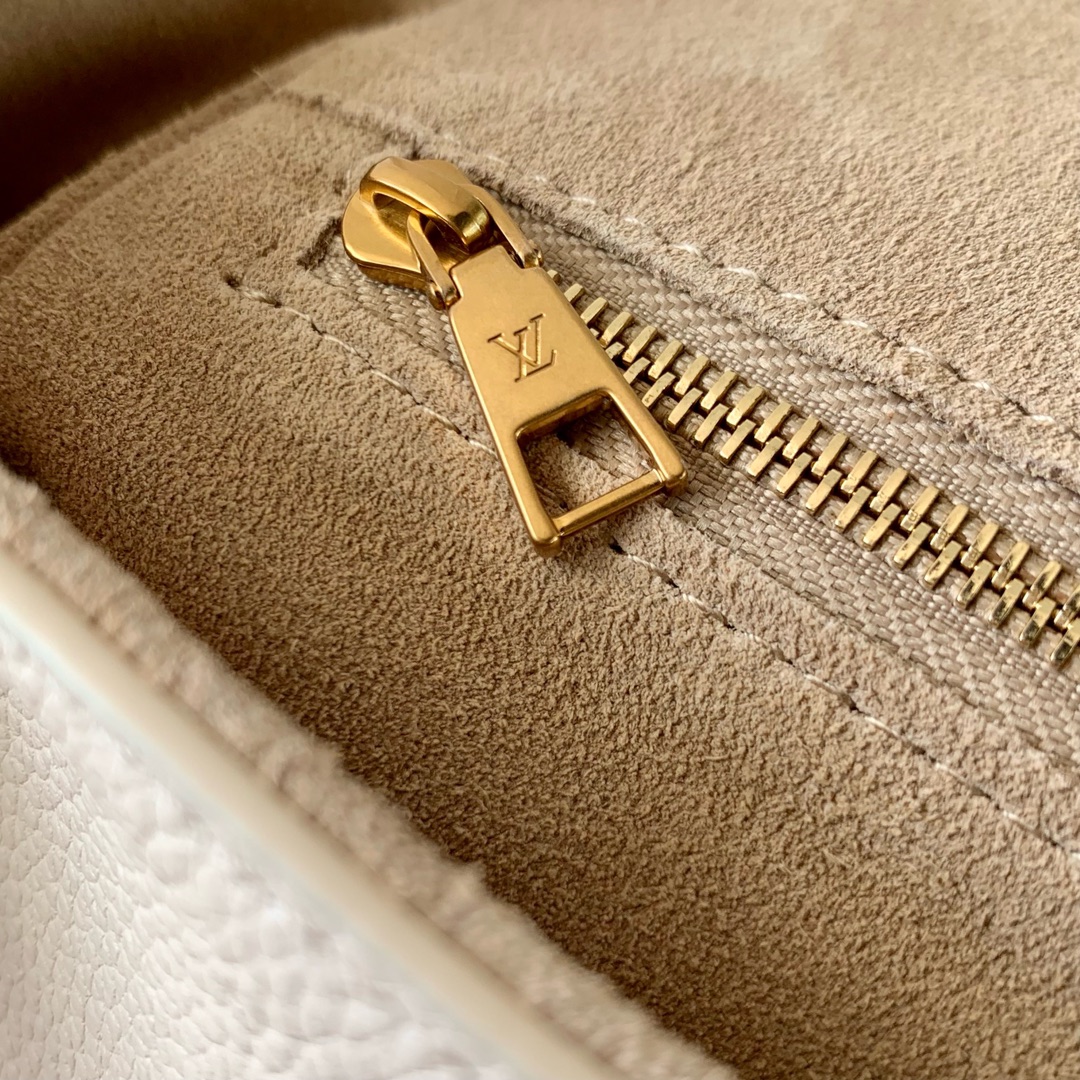 l**is V*t*n soft twist bag-m24639-27*19*9cm