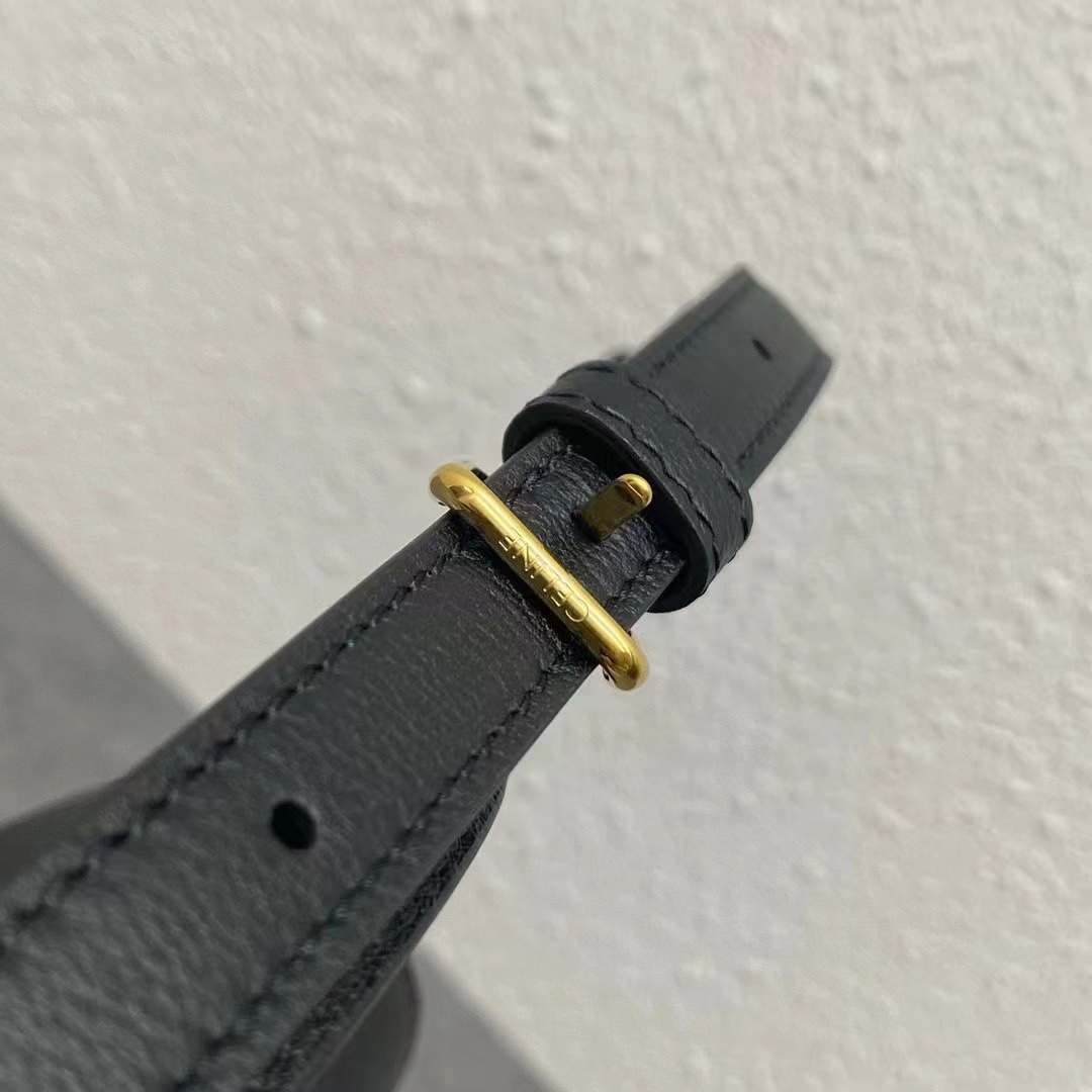 Ce**e triumph arch kelly bag-20x8x14cm