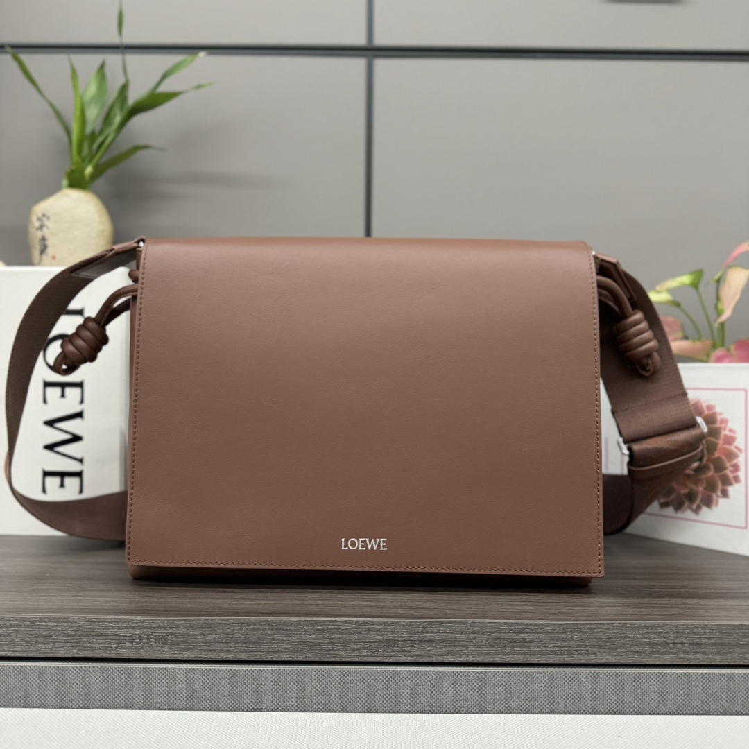 Loewe Flamenco Satchel-062404A-34*12*24CM