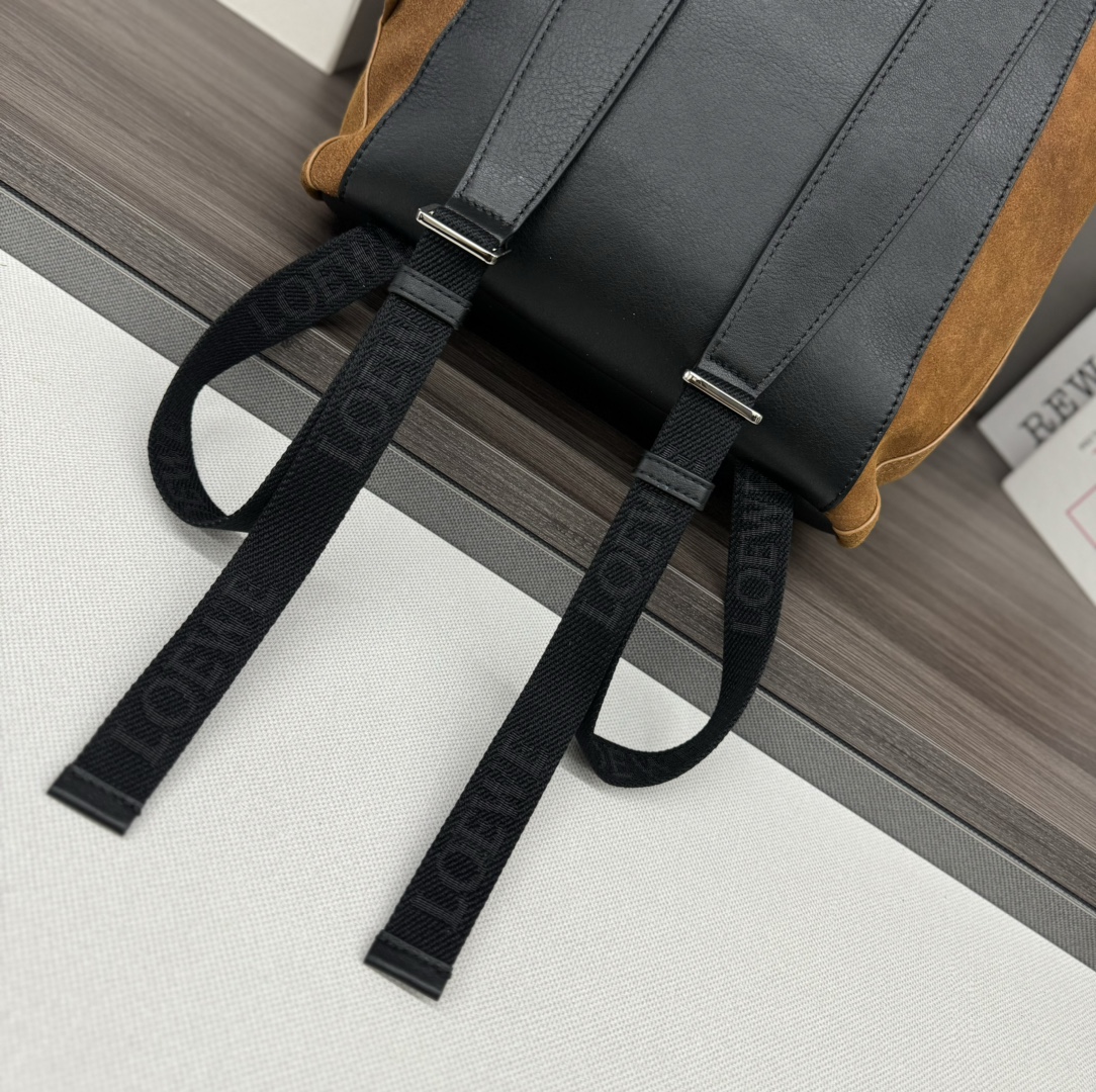 Loewe Flamenco Backpack-36*16*40CM