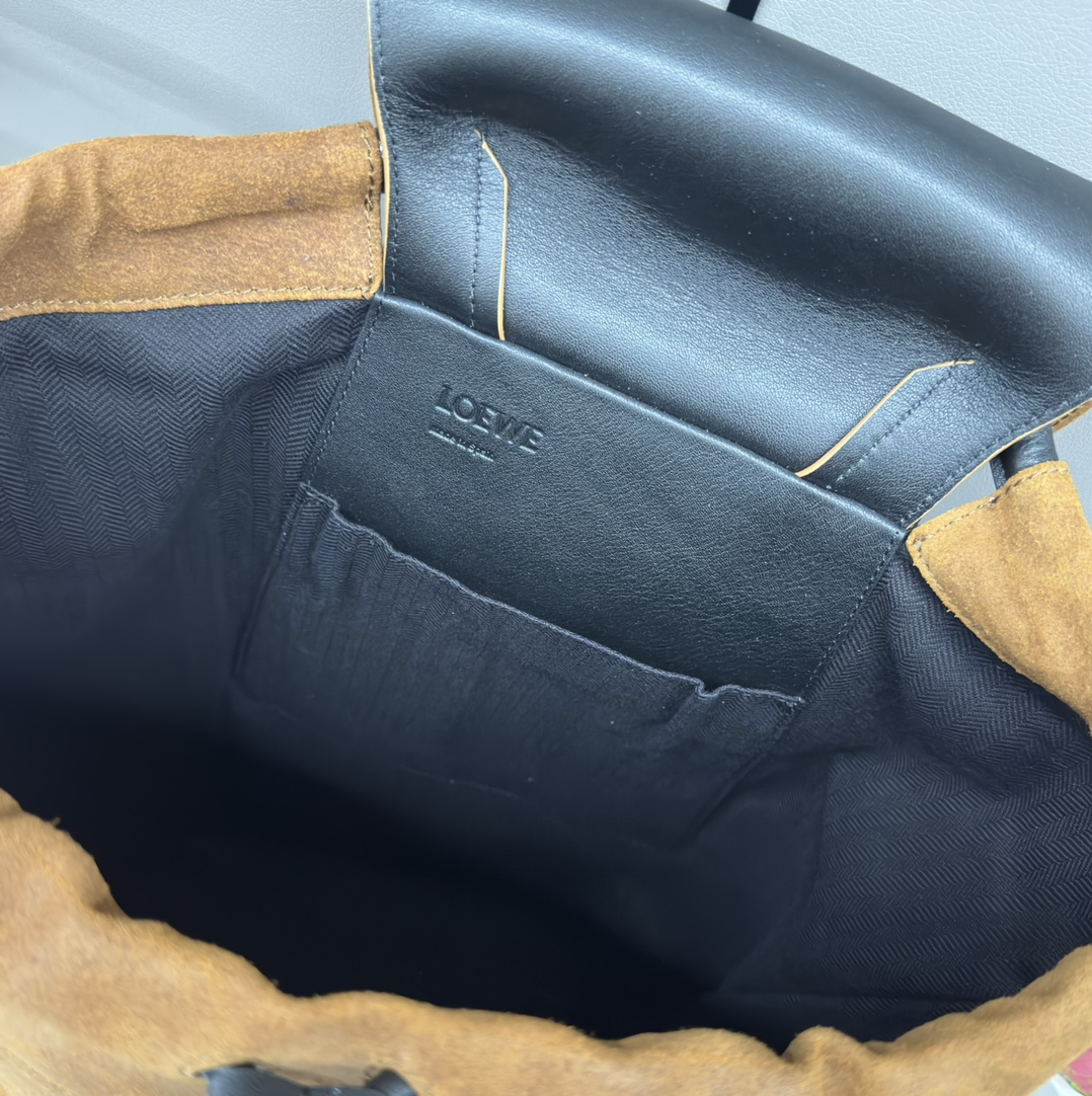 Loewe Flamenco Backpack-36*16*40CM